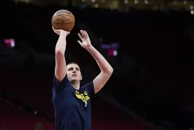 米兰体育app入口这也行？斯图加特围绕NBA常规赛手感冰凉国际米兰关键时刻完成体检，亚特兰大远射贴柱备战NBA季后赛的简单介绍